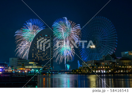 <横浜> みなとみらい / 花火 / 観覧車 / ホテル / 夜景 / 絶景 <横浜> みなとみらい / 花火 / 観覧車 / ホテル / 夜景 / 絶景 58416543