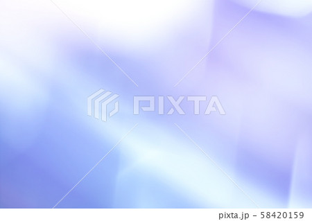 背景 素材 抽象 グラデーション 寒色 青 水色 紫 白の写真素材