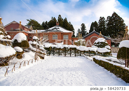 トラピスチヌ修道院の雪景色 トラピスチヌ修道院の雪景色 58420733