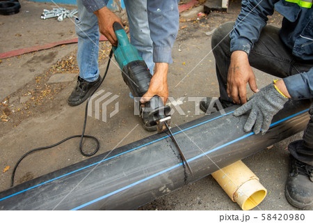 welding the connecting of HDPE pipe welding the connecting of HDPE pipe 58420980