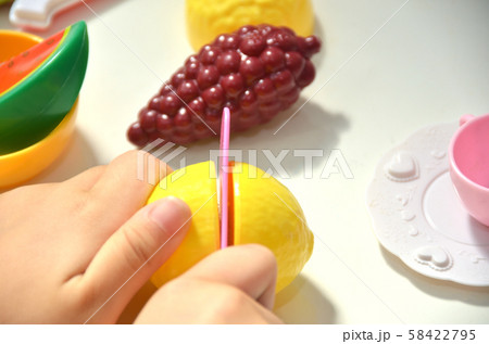 ままごと遊び・手 58422795