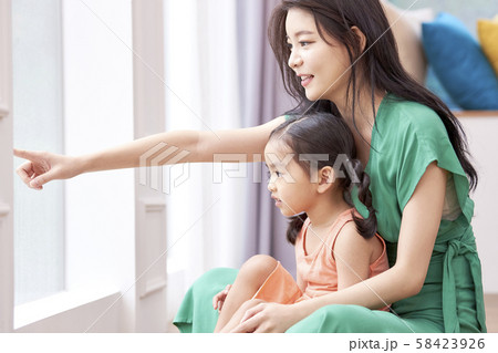 ライフスタイル 家族 子育て ライフスタイル 家族 子育て 58423926