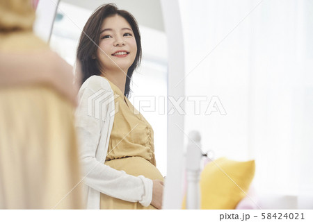 女性 妊娠 女性 妊娠 58424021