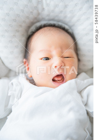 新生児(0歳0ヶ月) 新生児(0歳0ヶ月) 58439738