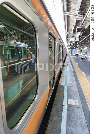 【中央線 E233系 高尾駅】 【中央線 E233系 高尾駅】 58446808