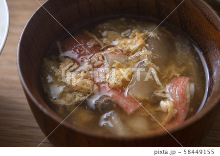 カニカマと卵の中華スープ 58449155