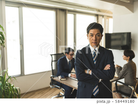 ビジネスシーン ビジネスシーン 58449180