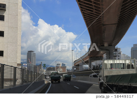 阪神高速3号神戸線、大坂方面行き、元町・ハーバーランド付近 阪神高速3号神戸線、大坂方面行き、元町・ハーバーランド付近 58449317