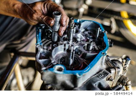 Maintenance and fix repair gear engine hand of Maintenance and fix repair gear engine hand of 58449414