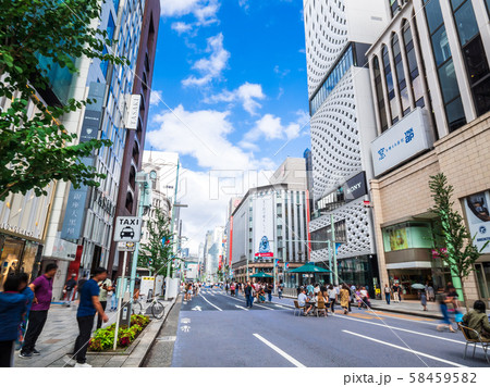 休日の銀座 歩行者天国 休日の銀座 歩行者天国 58459582