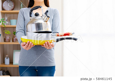 ゴミの捨て方　小物金属 58461145