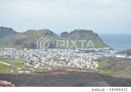 アイスランド  ヴェストマン諸島　Iceland Vestmannaeyjar 58466422