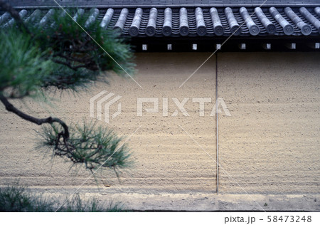 西宮神社の大練塀-1 西宮神社の大練塀-1 58473248