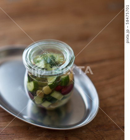 きゅうりと豆のピクルス 58475701