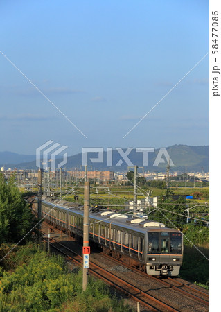 大和路線207系 58477086