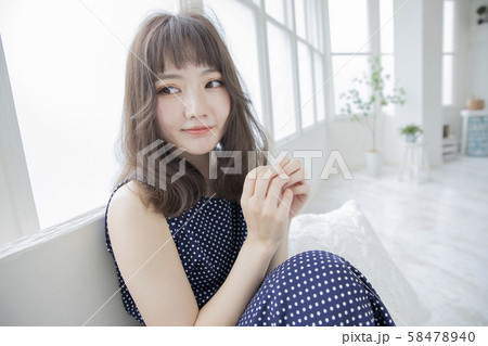 ゆるふわミディアムヘアー 日本人　ヘアスタイル 58478940