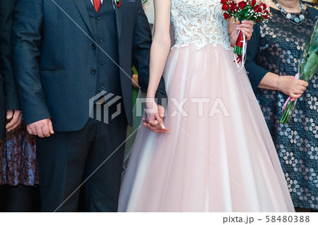 Beautiful lovers newlyweds in the registry office 58480388