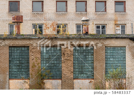Old abandoned industrial building 58483337