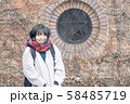 れんが造りのそばで 58485719