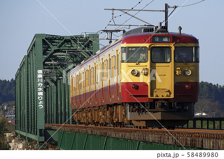 終焉近い越後線115系（懐かしの新潟色） 58489980