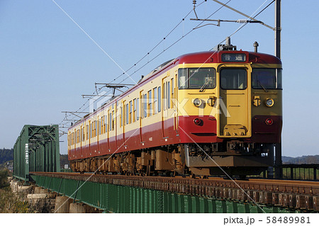 終焉近い越後線115系(懐かしの新潟色) 終焉近い越後線115系(懐かしの新潟色) 58489981