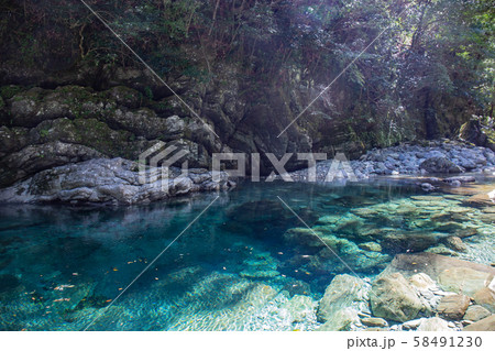 仁淀川の水晶淵 58491230