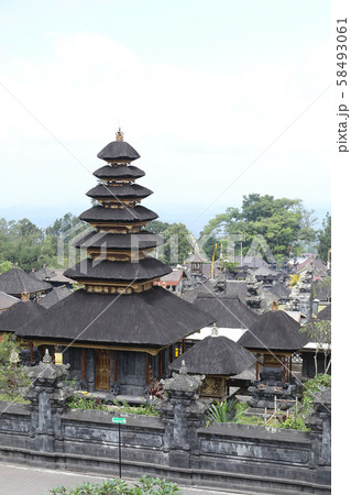 ブサキ寺院 58493061