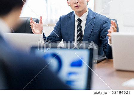ビジネスマン、商談、顔なし 58494622