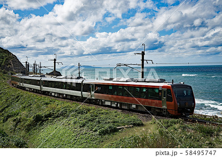 羽越線を走る海里 58495747