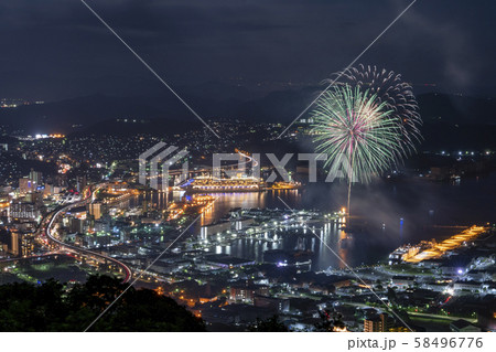 [長崎県]佐世保市夜景と花火 58496776