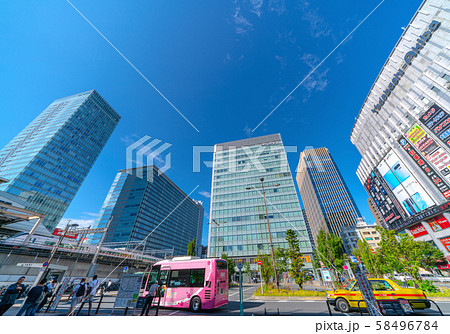日本の東京都市景観 東京・秋葉原駅前を望む 日本の東京都市景観 東京・秋葉原駅前を望む 58496784