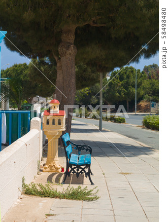 Old, wooden bench Old, wooden bench 58498480