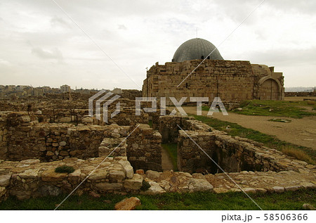 【ヨルダン】首都アンマン、アンマン城の遺跡 【ヨルダン】首都アンマン、アンマン城の遺跡 58506366
