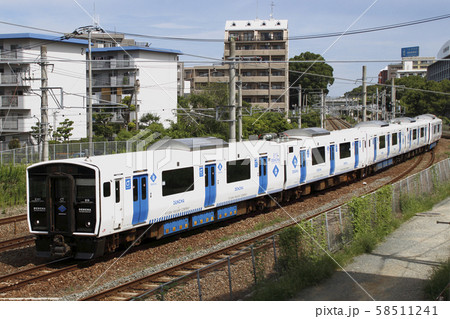香椎線BEC819系(DENCHA) 香椎線BEC819系(DENCHA) 58511241