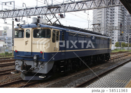 宇都宮にて出発待ちのEF65電気機関車 58511363