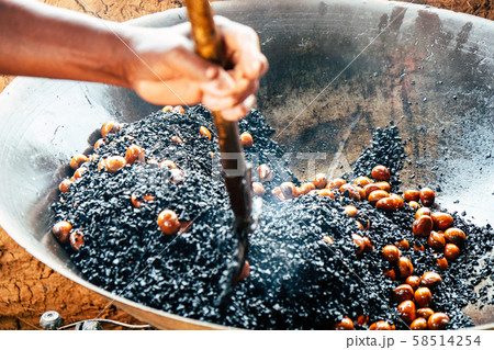 Chestnut roasting Chestnut roasting 58514254