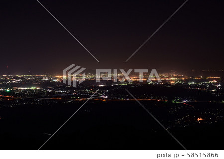 遥照山総合公園展望台から見た、水島コンビナートと瀬戸大橋の夜景 遥照山総合公園展望台から見た、水島コンビナートと瀬戸大橋の夜景 58515866