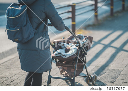 赤ちゃん 58517077