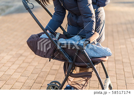 赤ちゃん 赤ちゃん 58517174