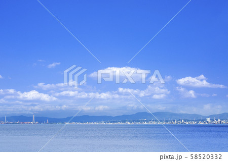 別府湾と大分臨海工業地帯 58520332