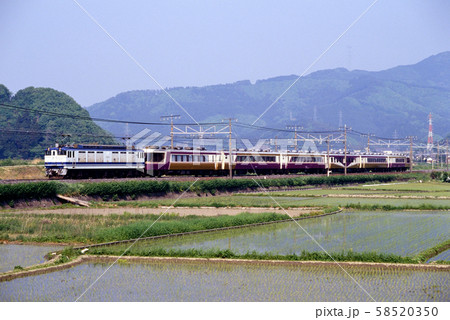 1996年 東海道線を走るEF6435お座敷列車わくわく団らん 1996年 東海道線を走るEF6435お座敷列車わくわく団らん 58520350