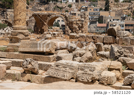 Jerash, antique city near Amman Jerash, antique city near Amman 58521120