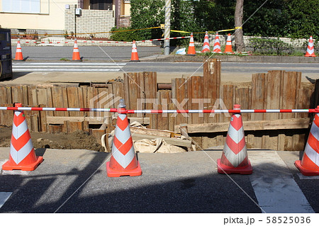 千葉市緑道路陥没 58525036
