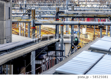 鉄道 駅構内イメージ 鉄道 駅構内イメージ 58525081