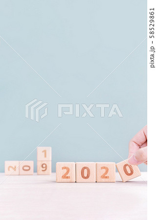 女性 メス 女の人 58529861