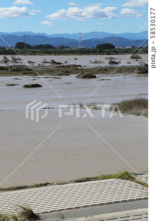 河川の増水、氾濫イメージ 58530177