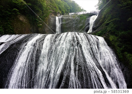 袋田の滝～日本三名瀑～茨城が誇る観光名所 58531369