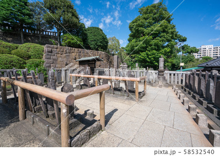 東京　泉岳寺　赤穂義士の墓 58532540