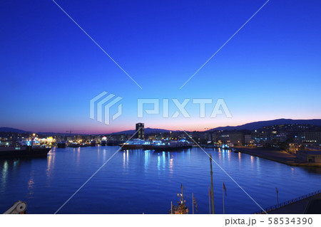 ギリシャ・ピレウス 58534390