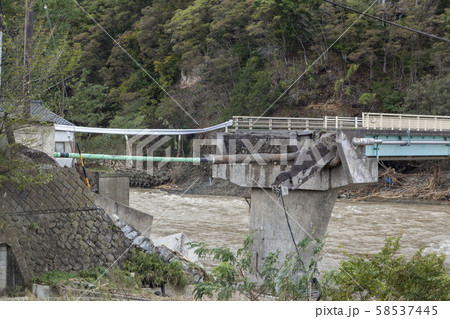 田中橋崩落 田中橋崩落 58537445